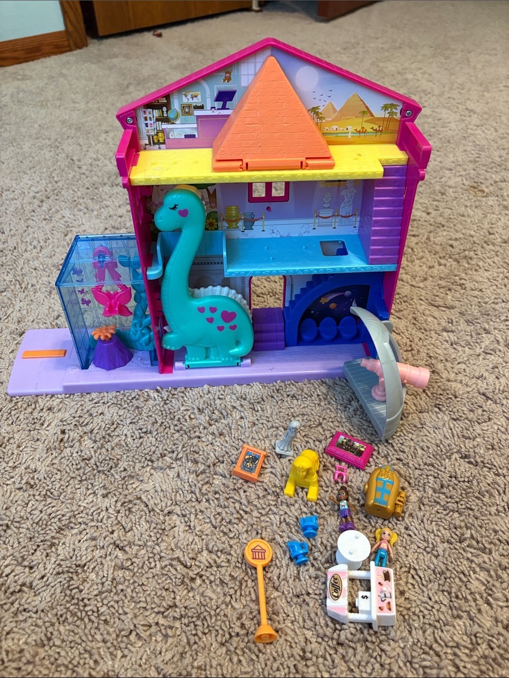 POLLY POCKET STARRING SHANI MIGHTY MUSEUM Playset
